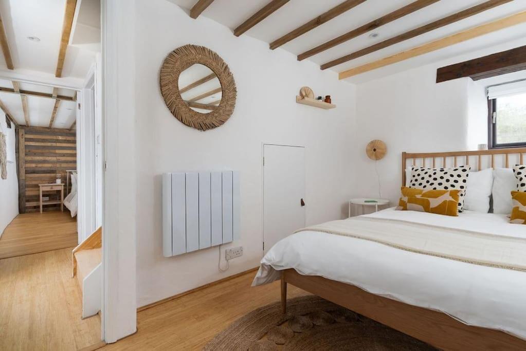 Porthcurno Barns, The Cart Lodge - Cosy Cottage, Walk To Porthcurno Beach, Pedn Vouder & Minack Theatre Penzance Kültér fotó